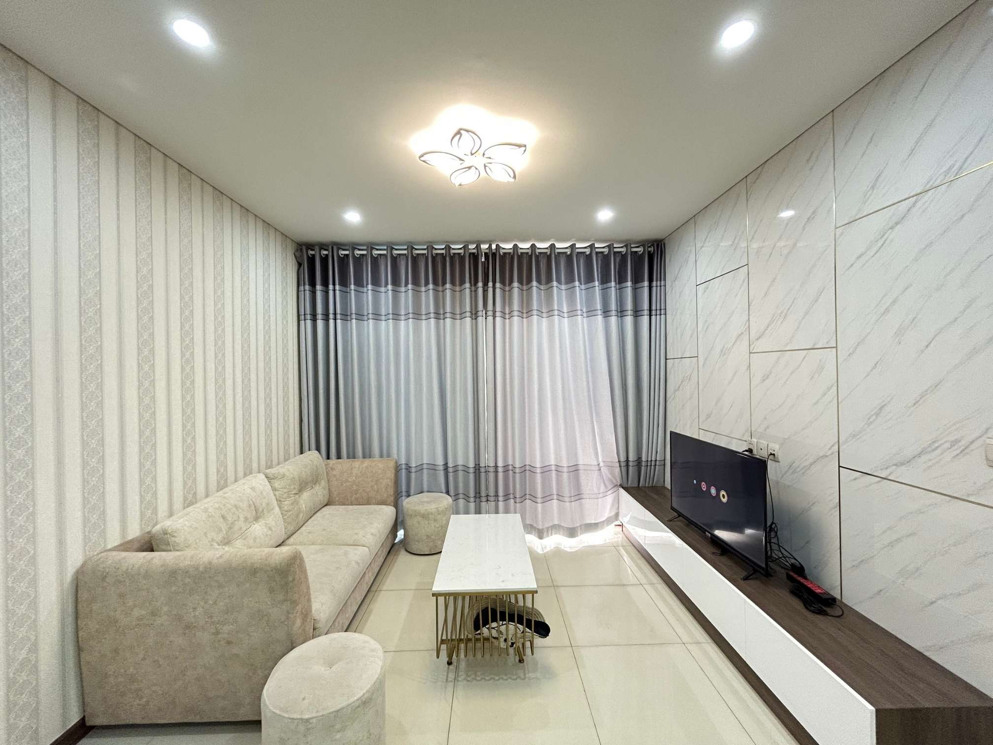 Căn 2PN+1ĐN 106m2 view hồ bơi cực chill. Căn hộ tầng thấp giá tốt nhất